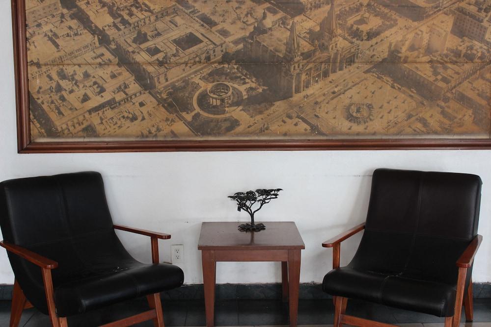 Hotel Del Parque غوادالاجارا المظهر الخارجي الصورة